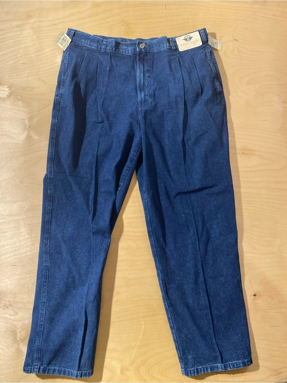 Dockers Men's Dark Blue Jeans - Classic Fit 38 x 32 (SX)